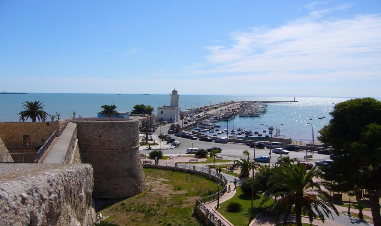Relais Del Corso Bed and Breakfast Manfredonia Exteriör bild